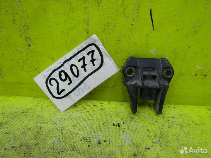 Датчик удара lexus GS 08г 29077