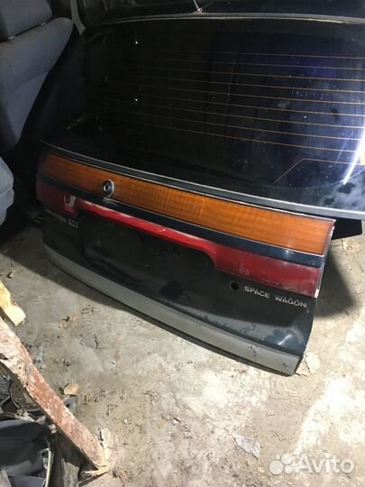 Крышка багажника Митсубиси Спейс вагон раннер рвр