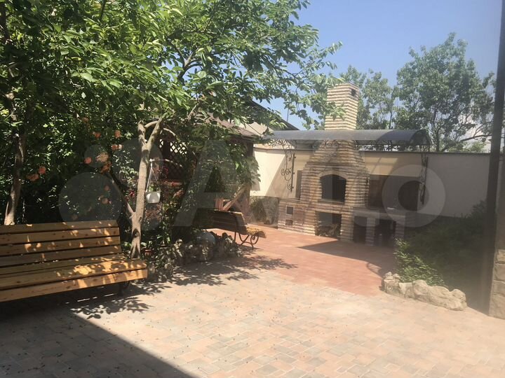 Дом 300 м² на участке 4 сот.