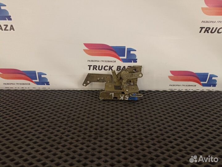 81626806143 Замок двери левой