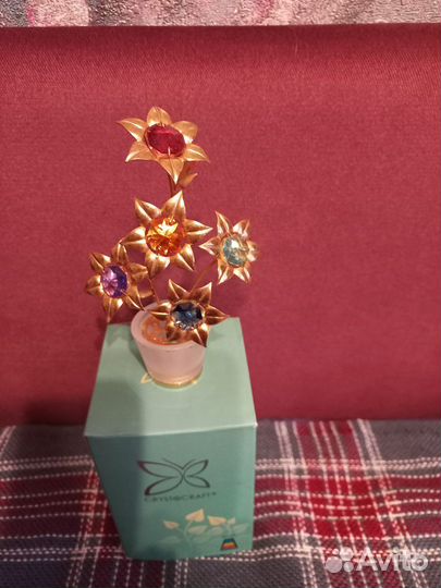 Цветочек и шкатулочка