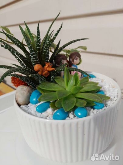 Цветы в композиции подарок