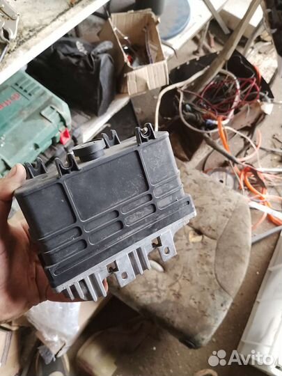 Эбу Volkswagen Passat b4 1,8 моник