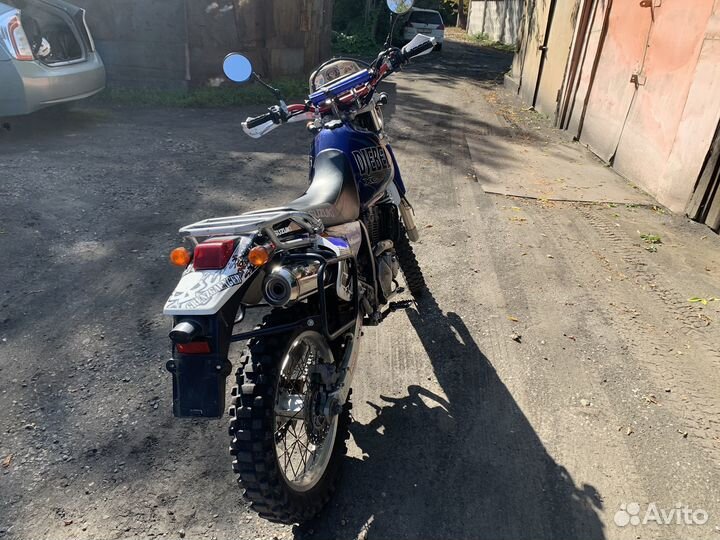 Suzuki Djebel 250