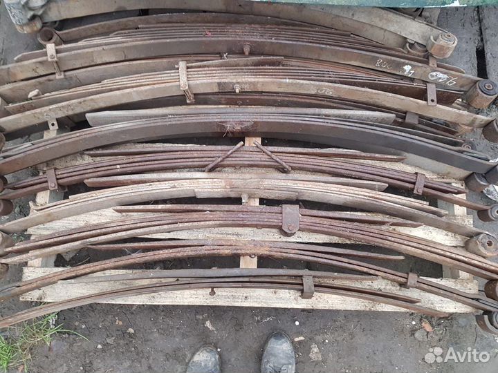 Рессоры задние Mercedes