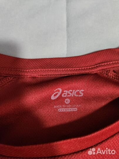 Футболка asics