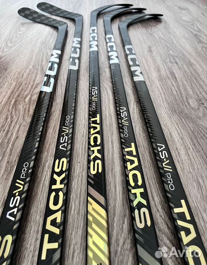 Хоккейные клюшки Bauer и CCM