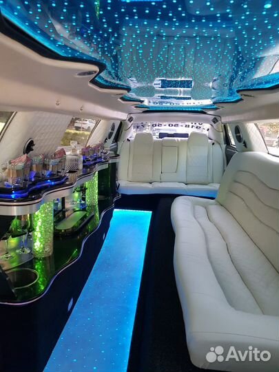 На лимузине в стриптиз бар трансфер бесплатно