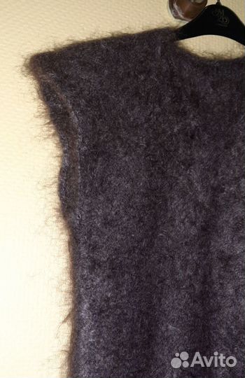 Безрукавка козий пух р46-48 новая