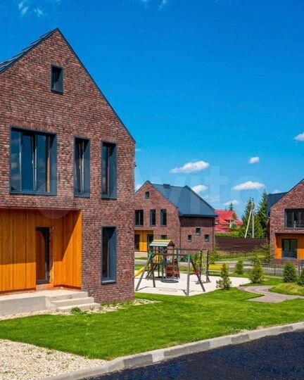 Коттедж 175 м² на участке 6 сот.