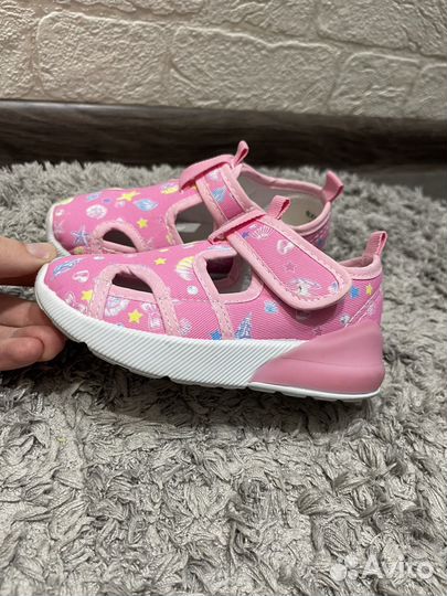 Обувь для девочки