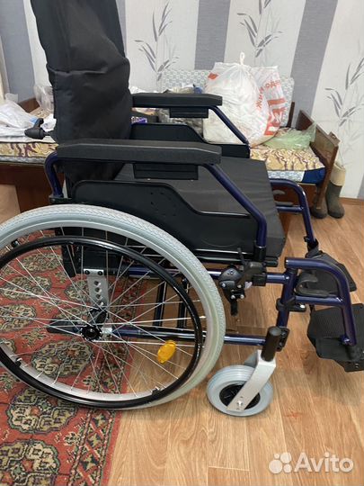 Инвалидная коляска новая