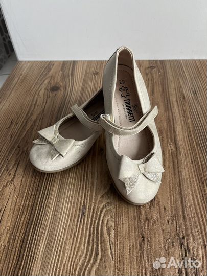 Туфли для девочки