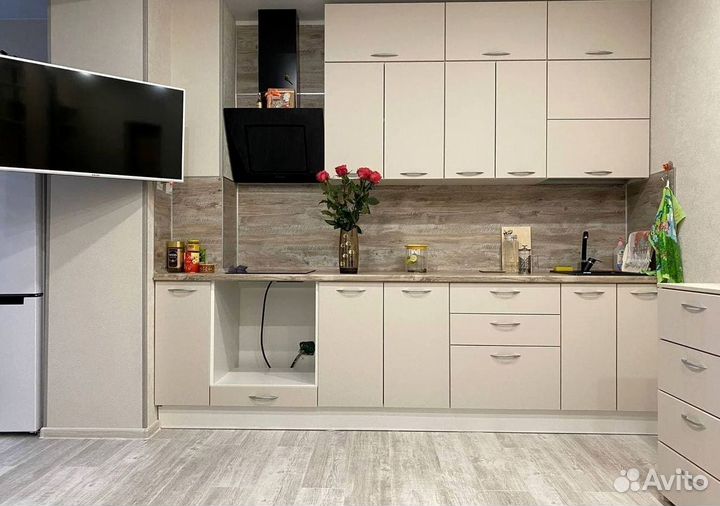 Кухонный гарнитур от фабрики мебели