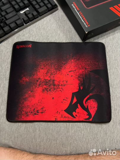 Игровая клавиатура и мышка с подсветкой, коврик