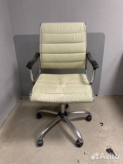 Компьютерное кресло