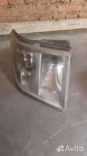 Фара правая Ford Transit 7 2008