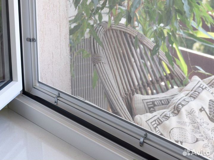 Москитные сетки на пластиковые окна