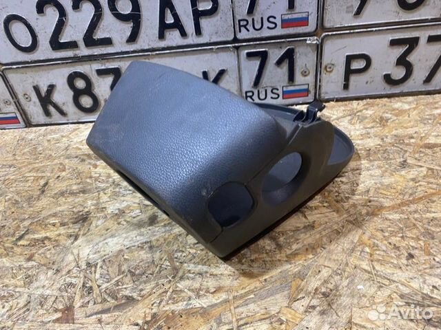 Кожух рулевой колонки Renault Logan 1.6 2008