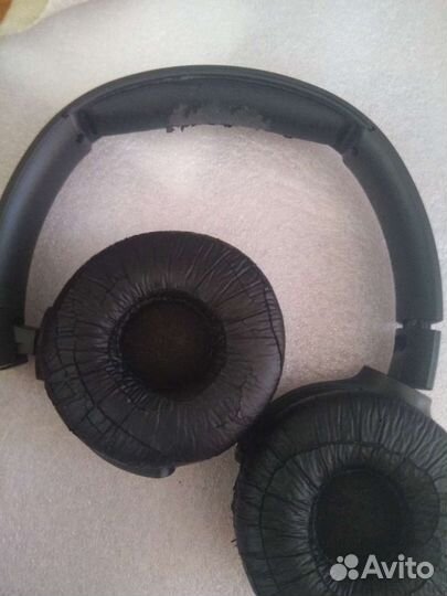 Bluetooth наушники разные