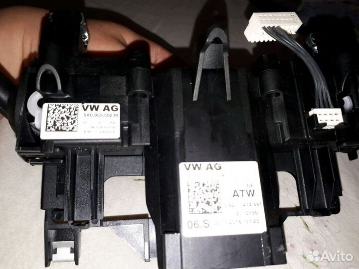 Блок подрулевых переключателей VAG 5K0953502M