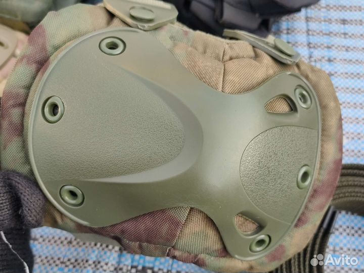 Защита суставов (наколенники, налокотники)