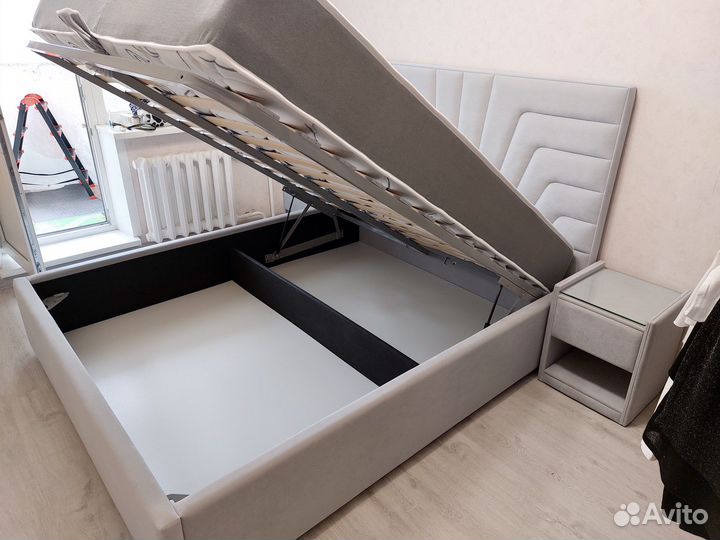 Кровать двухспальная 160*200