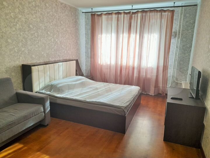 1-к. квартира, 40 м², 1/17 эт.