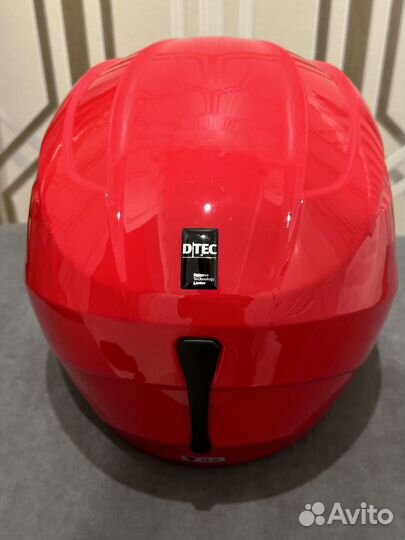 Горнолыжный шлем