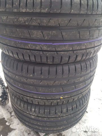 Nokian Tyres Hakka Black 2 SUV 295/35 R21 107Y