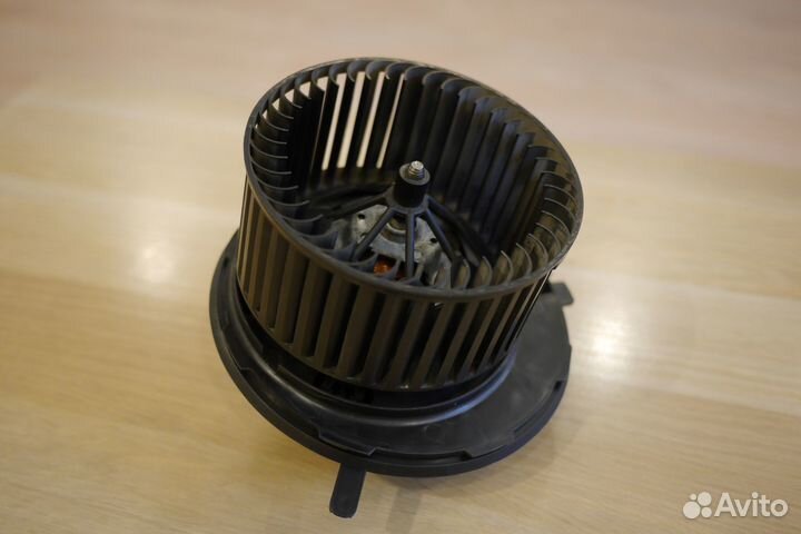 Запчасти от вентилятора VAG 1K1820015J