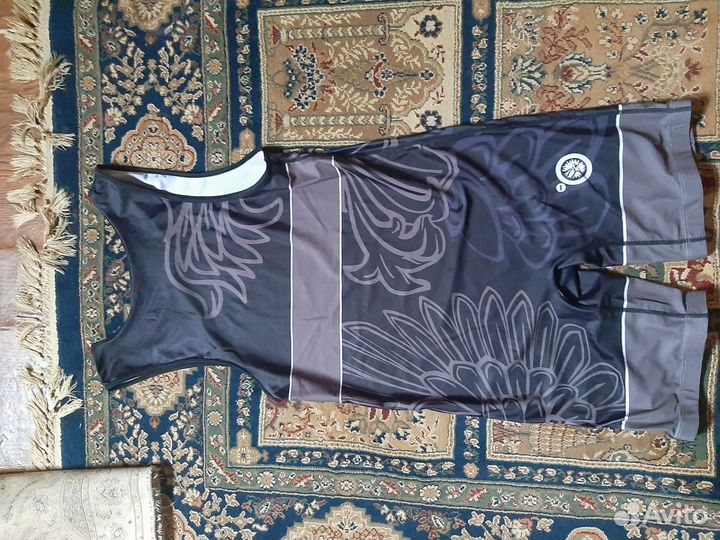 Спортивный костюм