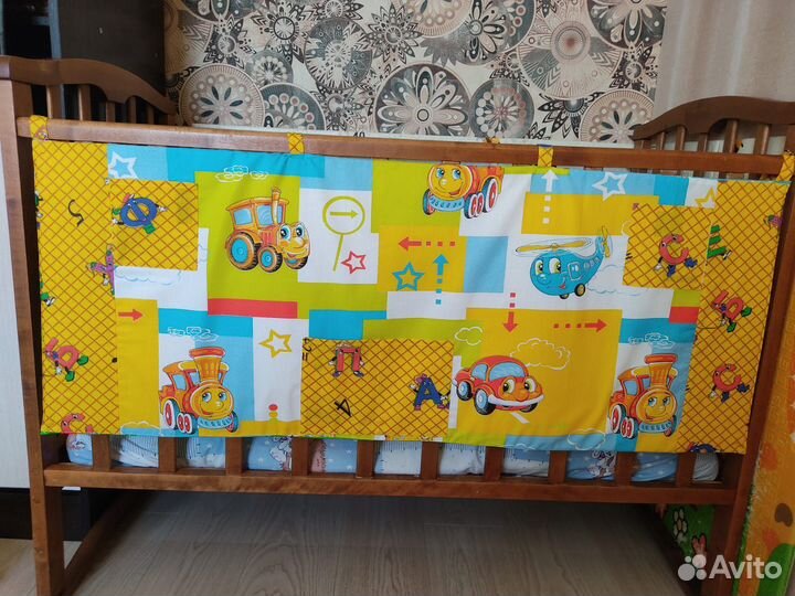 Бортик в детскую кроватку