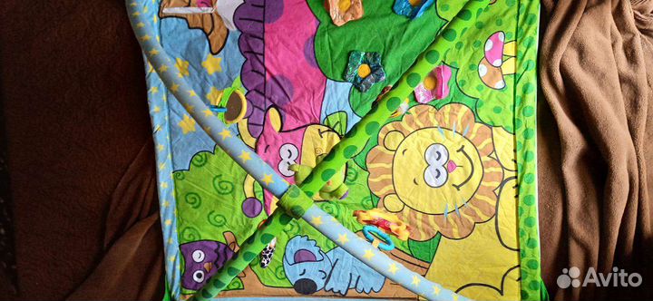 Развивающий коврик с игрушками и коврик пазл