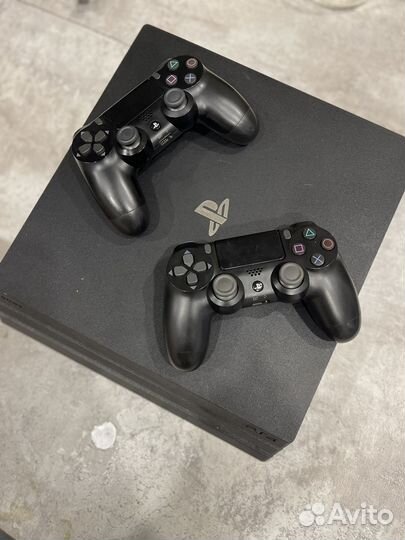 Sony playstation 4 PS4 pro 1tb