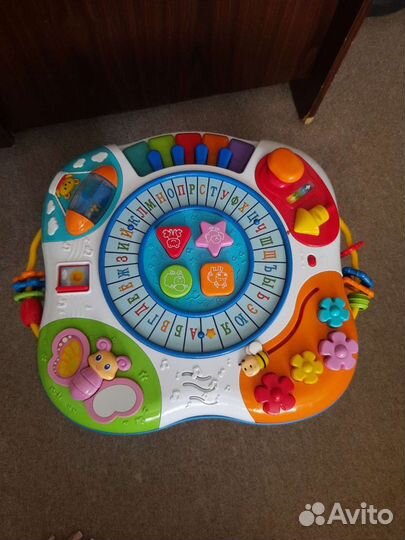 Развивающий столик/ игрушки