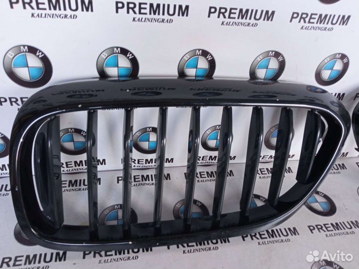 Решетки ноздри капота BMW 5 G30 G38