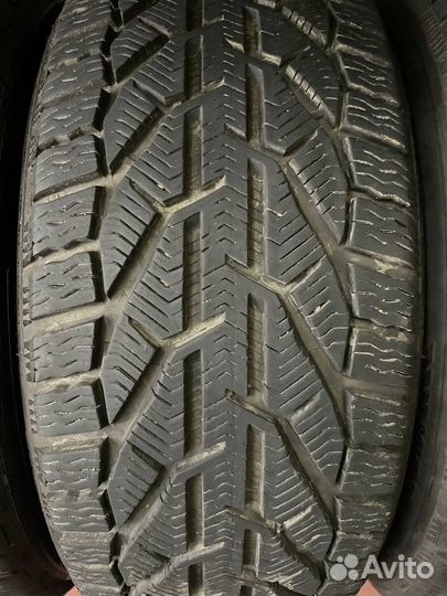 Kormoran Snow 225/45 R17 94H