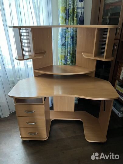Стол угловой, письменный/компьютерный компьютер