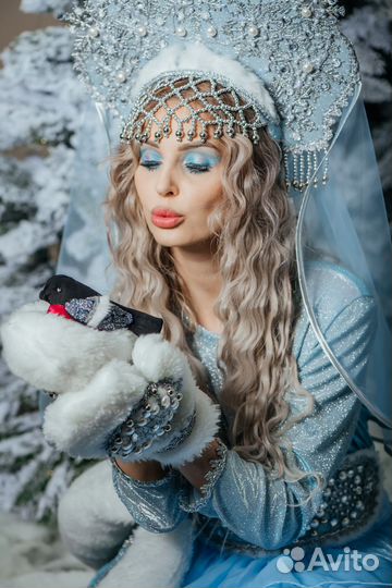 Светящийся двусторонний костюм снегурочки