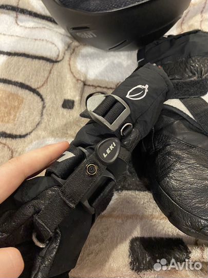 Горнолыжные варежки leki