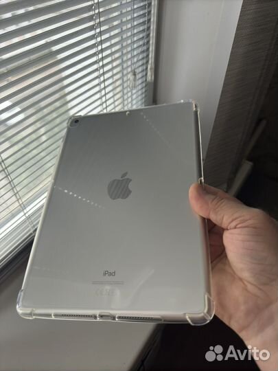 Планшет iPad 8 2020 WiFi 32Гб Ростест