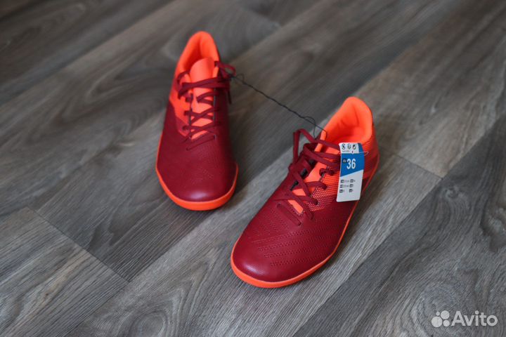 Новые бутсы kipsta 35,37.5