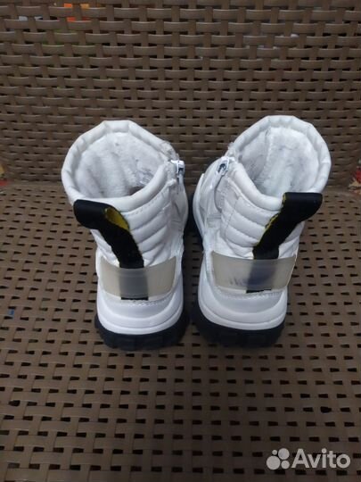 Сапожки для девочки