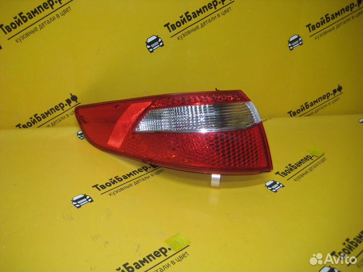 Фонарь зл внешний Kia Rio 2011 седан