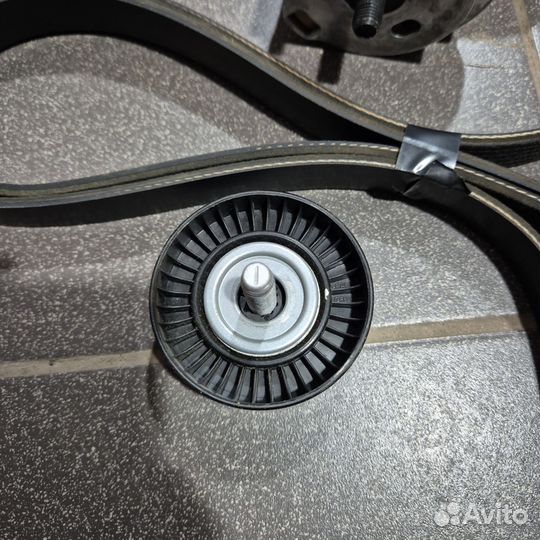 Комплект роликов для навесного тагаз вега с100