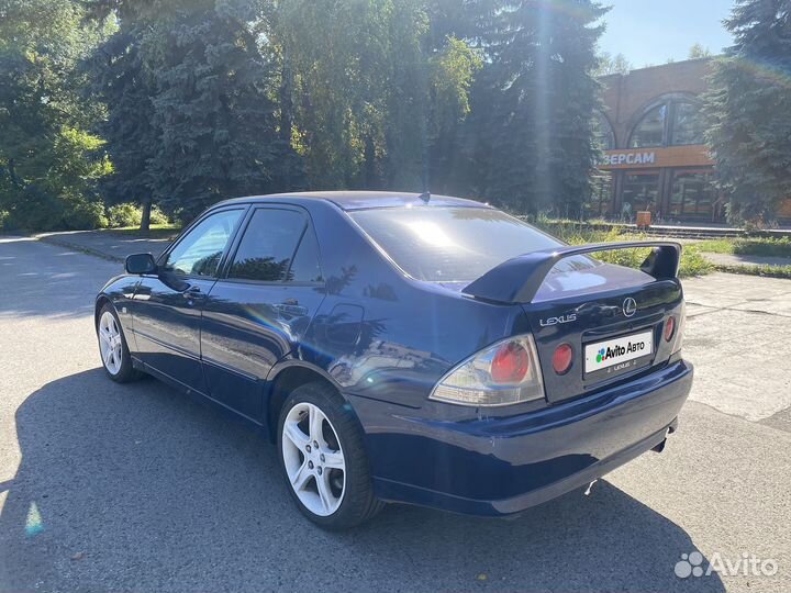 Lexus IS 2.0 AT, 1999, 167 300 км