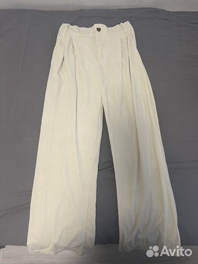 Вельветовые штаны молочные