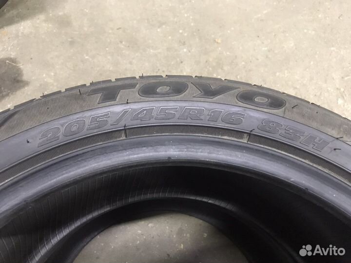 Toyo Proxes CF2 205/45 R16