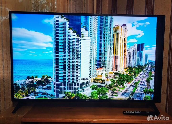 SMART TV - LG 49UK6200PLA. (124см.) Ultra HD
